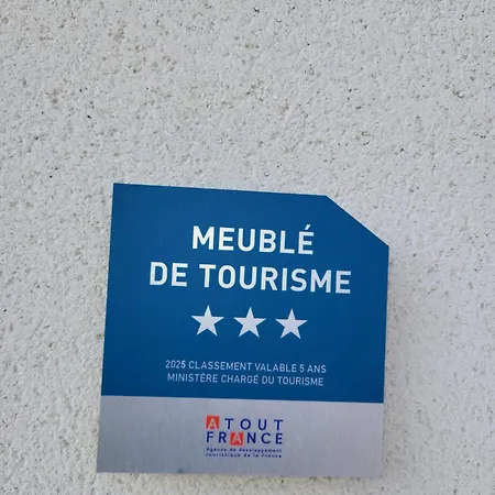 Les Mondaines - Les Hirondelles * Favières