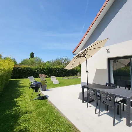 Les Mondaines - Les Hirondelles Favières